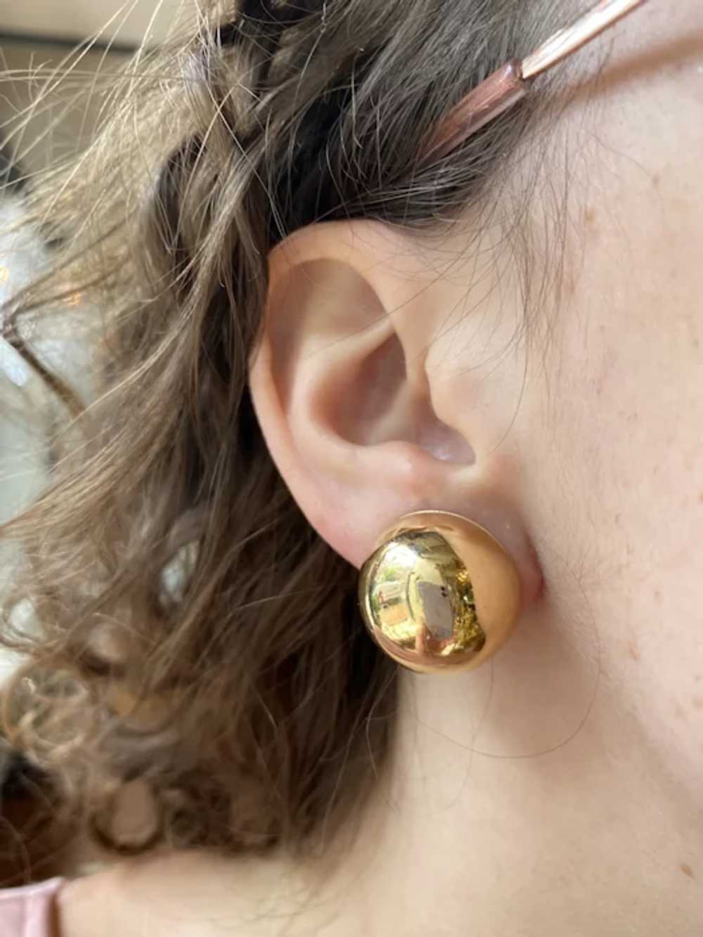 14K Yellow Gold Earring - image 5