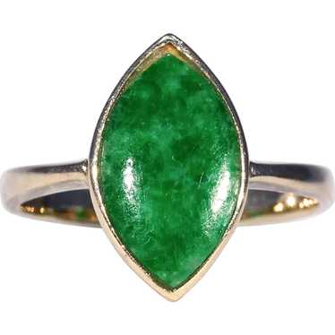 Vintage Gold Jade Ring 14k - image 1