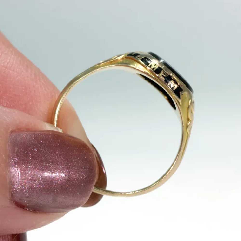 Victorian Sardonyx Memorial Ring 18k Gold In Memo… - image 7