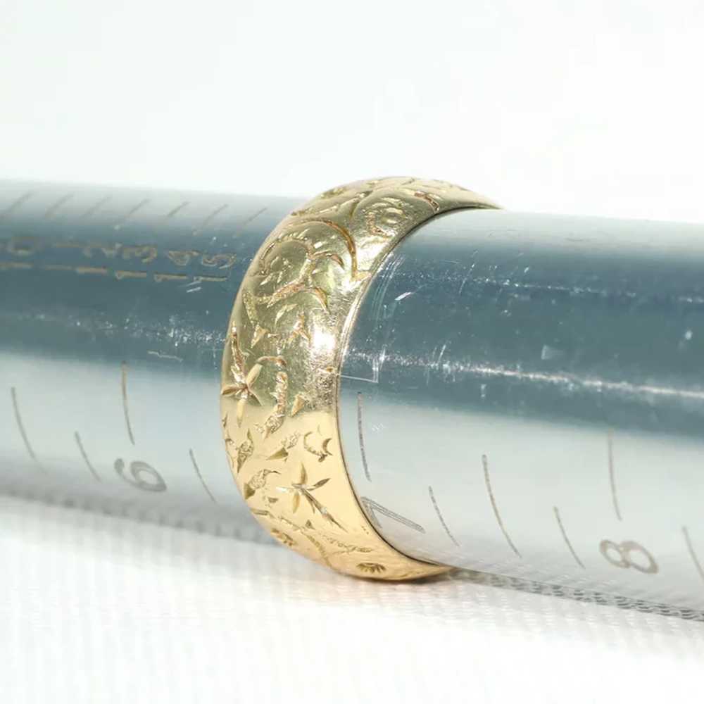 Antique Engraved 18k Gold Wedding Band Ring Hallm… - image 10