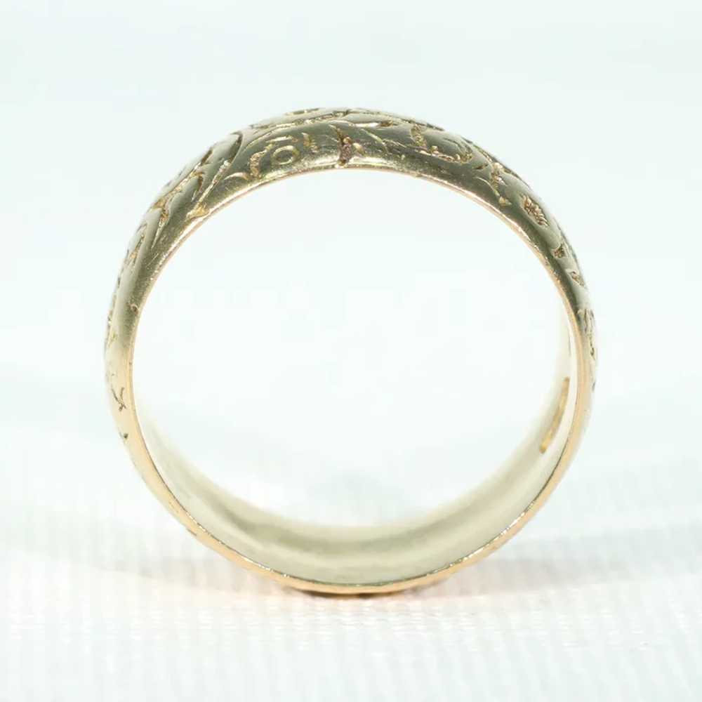 Antique Engraved 18k Gold Wedding Band Ring Hallm… - image 4