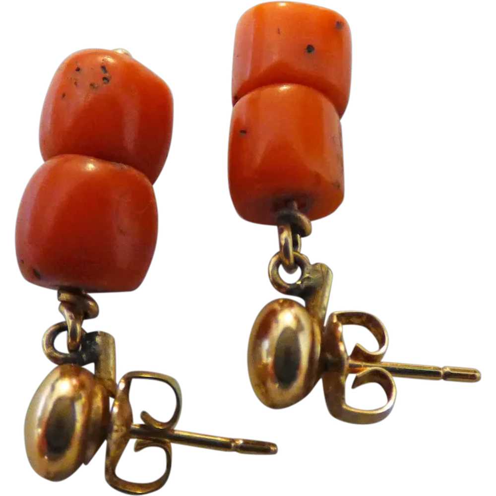 14k and Barrel Coral Earrings - image 1