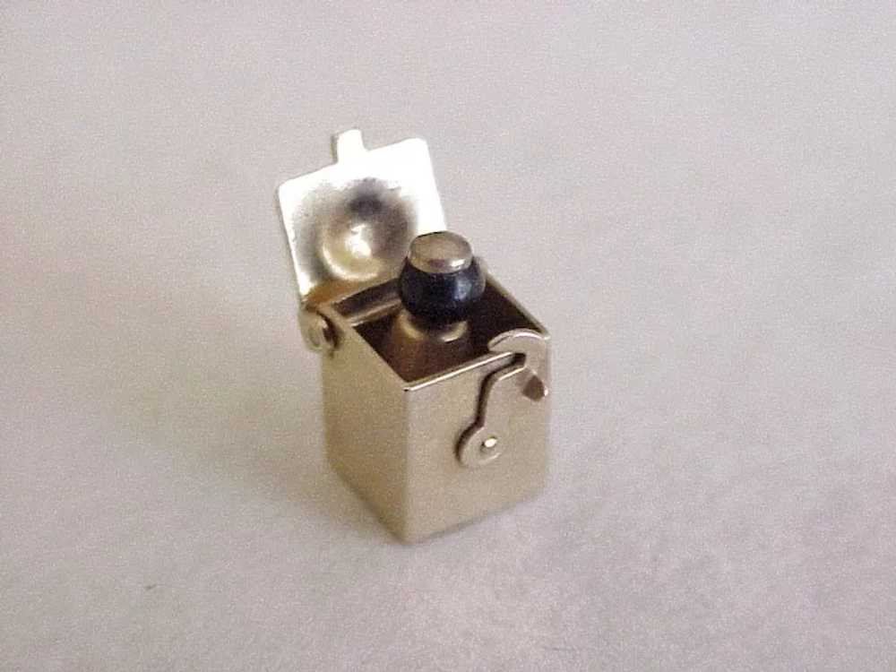 Vintage Moving Jack In The Box Toy Charm 14K Gold… - image 3