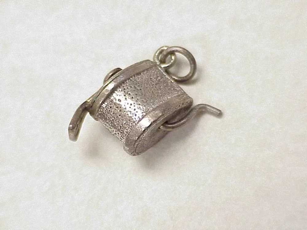 Moving Pencil Sharpener Vintage Charm Three-Dimen… - image 2