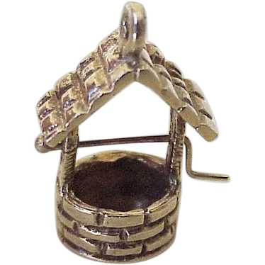 Moving Water Well / Wishing Well Vintage Charm 14… - image 1