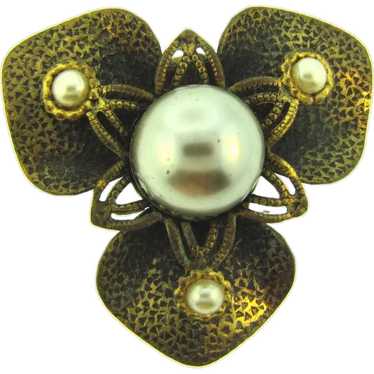 Vintage floral Dress Clip with imitation pearls - image 1