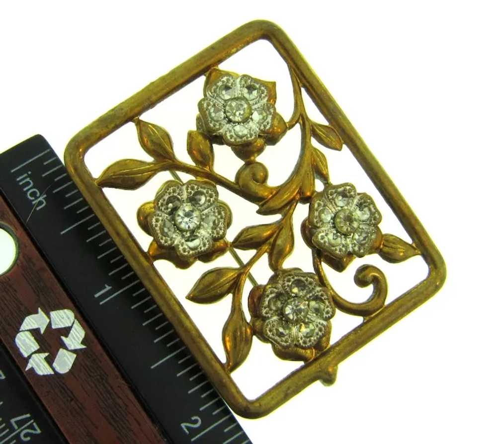 Vintage cut out floral Brooch with crystal rhines… - image 3