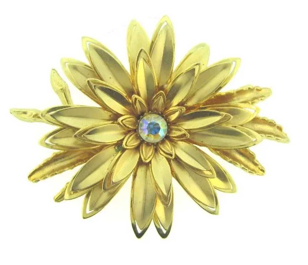 Vintage large floral gold tone Brooch with AB rhi… - image 4