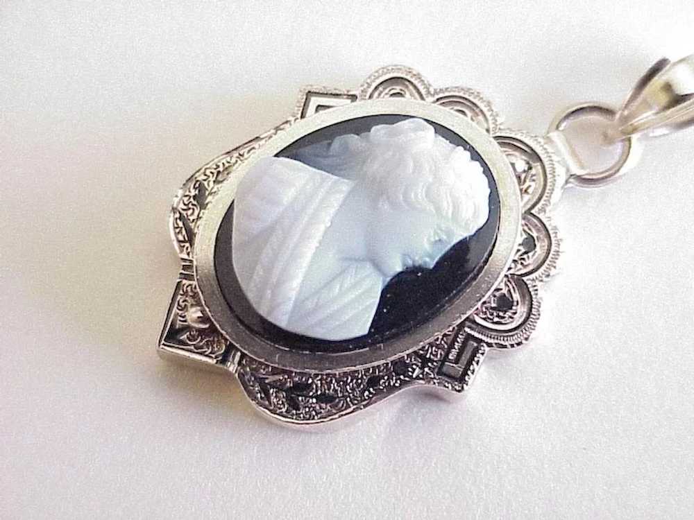 Victorian Hard Stone Cameo Pendant Taille d'Eparg… - image 4