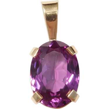 Retro Created Alexandrite 10.91 Carat Solitaire Pe