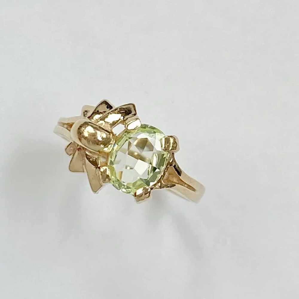 Pale Spring Green Spinel Vintage Ring 14K Gold - image 2