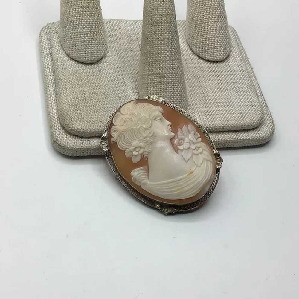 Sterling Solver Shell Cameo Brooch - image 3