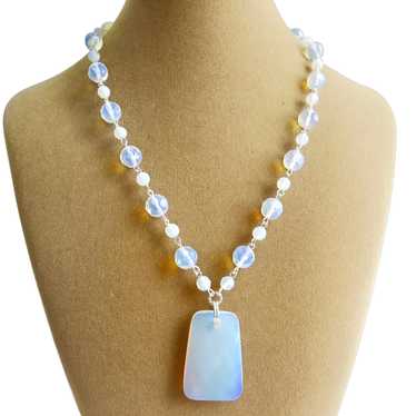 Pendant Necklace and Earrings of Opaline Glass, 1… - image 1