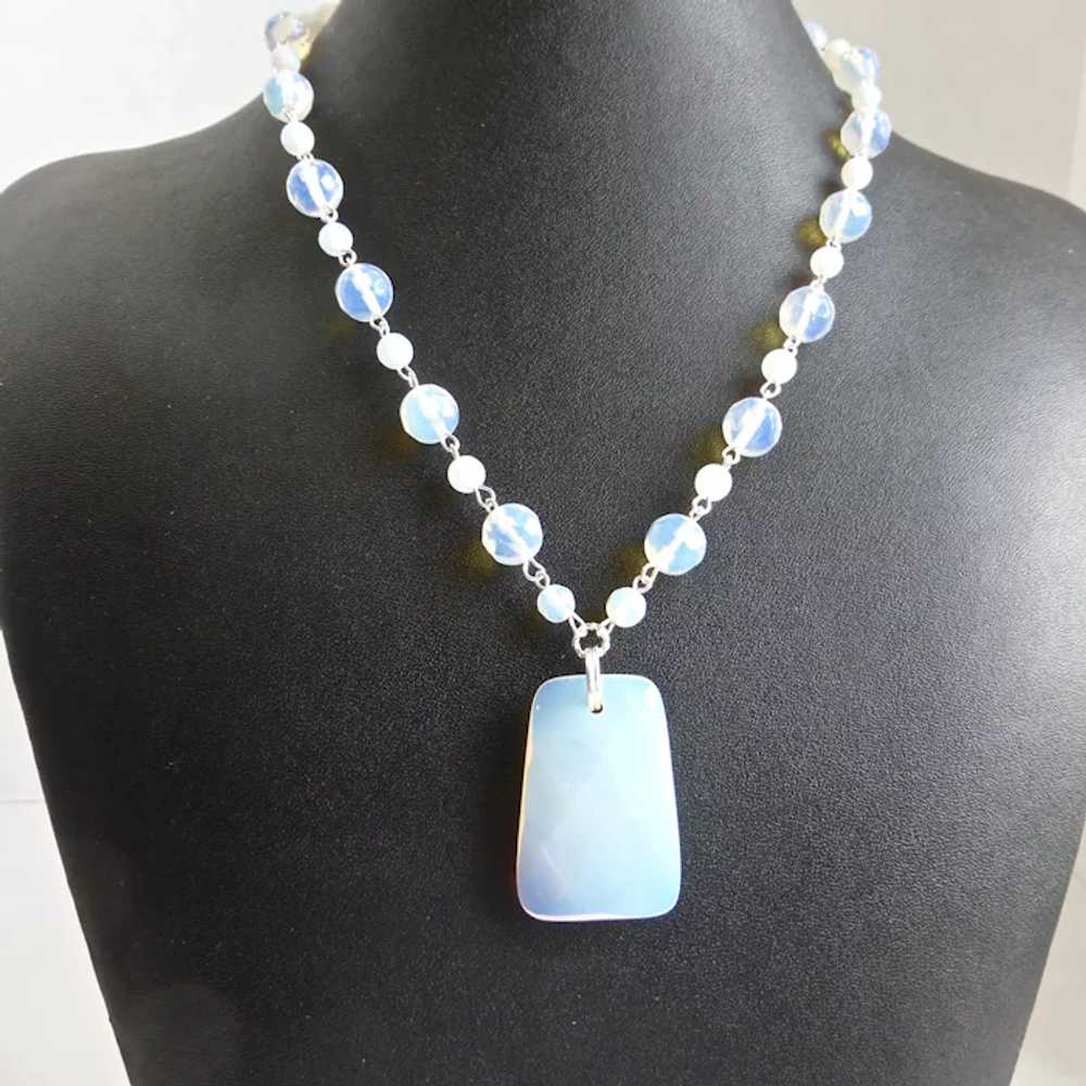 Pendant Necklace and Earrings of Opaline Glass, 1… - image 4