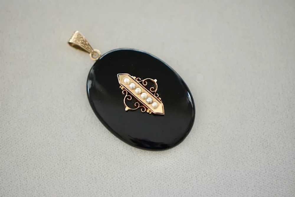 Victorian 14K Onyx and Pearls Mourning Photo Lock… - image 2