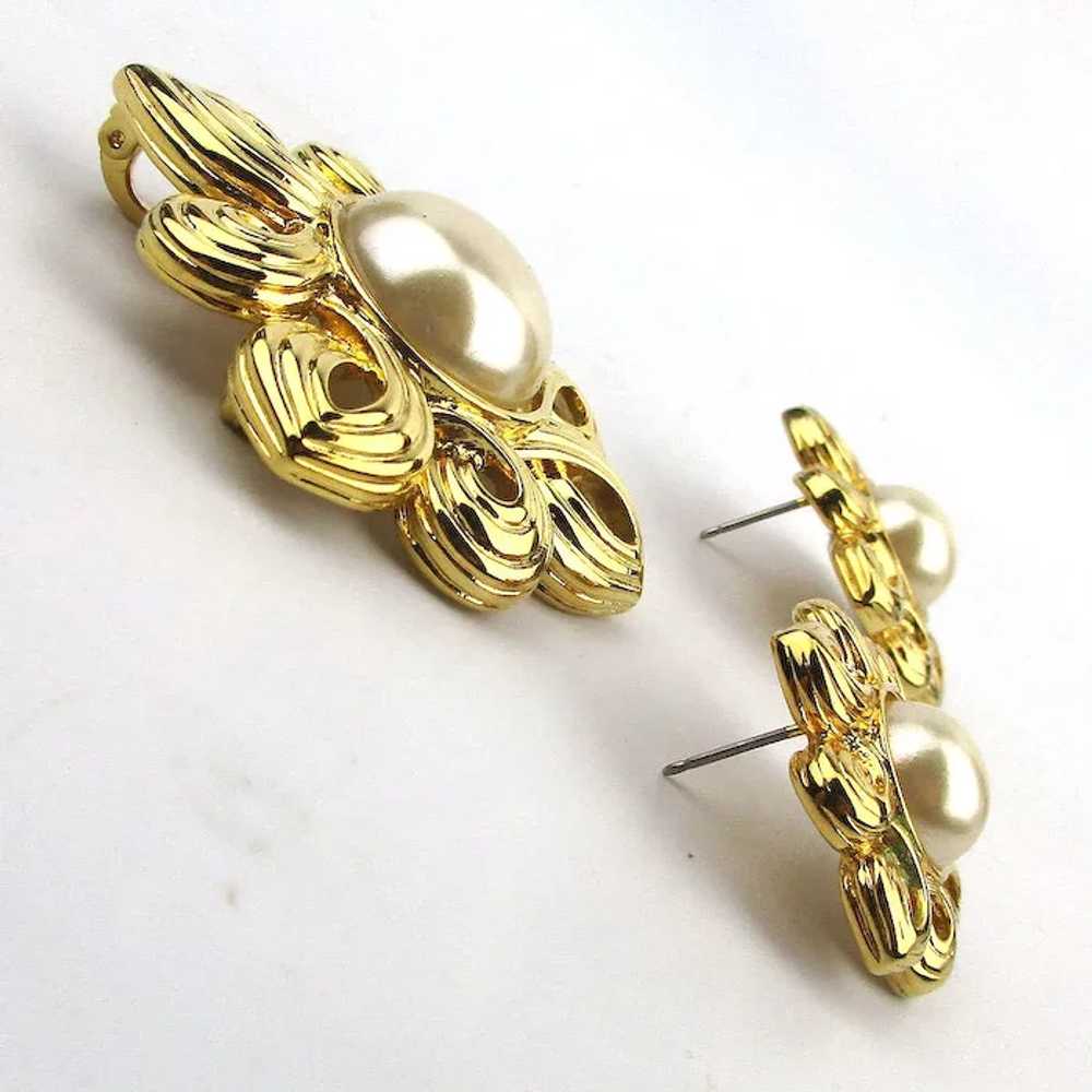 Vintage KJL Set - Pin Pendant Earrings Gilt Flowe… - image 2