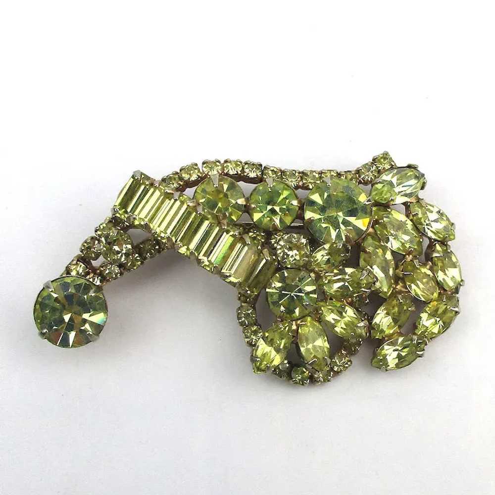 Elaborate WEISS Crystal Rhinestone Pin Brooch - image 2