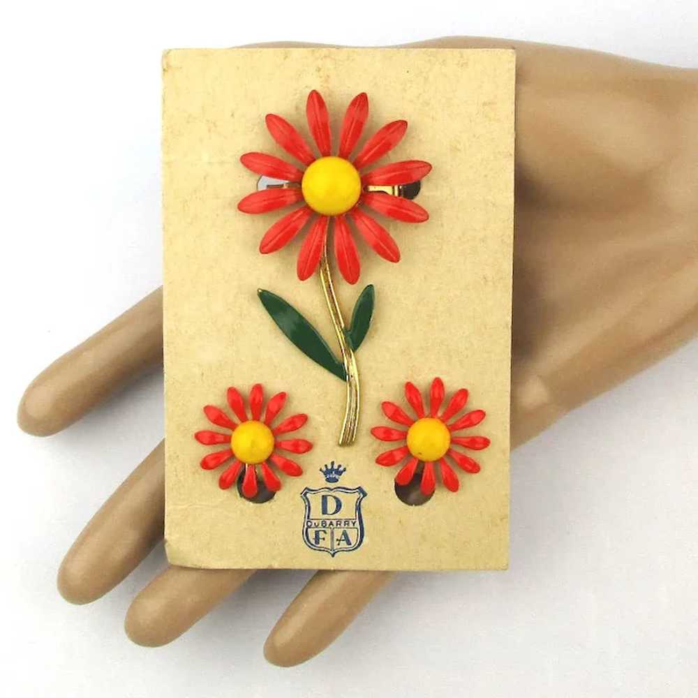 1960s Enamel Flower Pin Earrings Set on Orig. Car… - image 2
