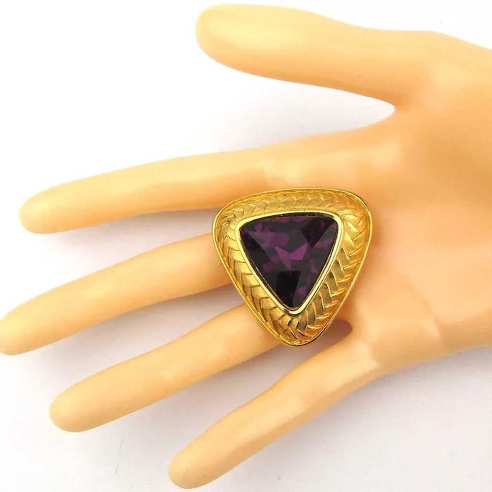 Signed SUNG Purple Glass Stone in Goldtone Pin Br… - image 3