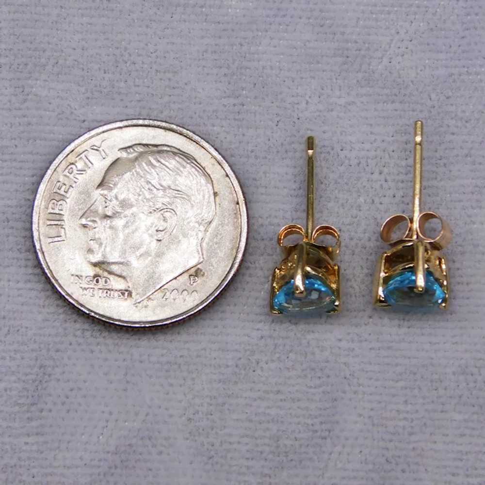 14k Yellow Gold Blue Topaz Heart Stud Earrings Es… - image 11