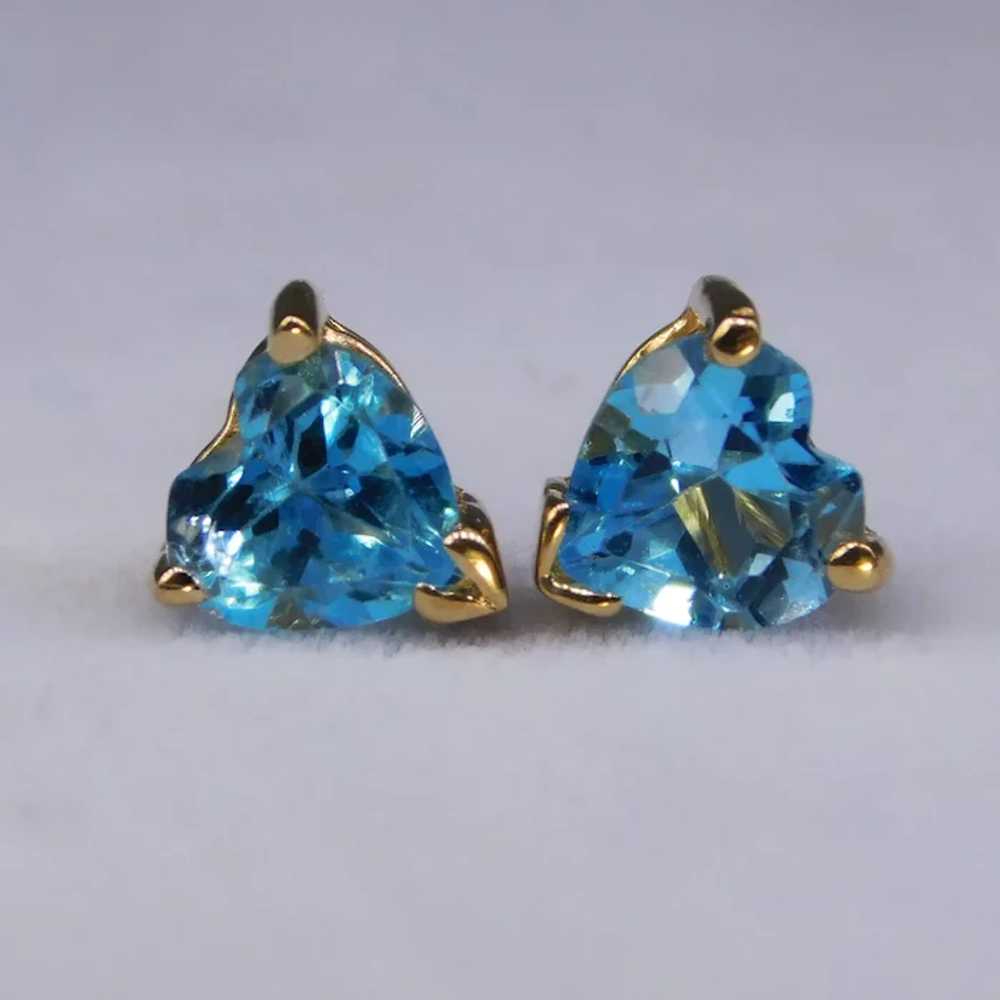 14k Yellow Gold Blue Topaz Heart Stud Earrings Es… - image 12