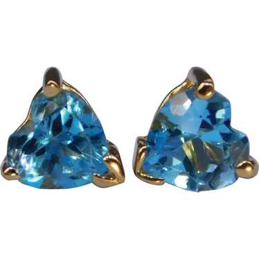 14k Yellow Gold Blue Topaz Heart Stud Earrings Es… - image 1