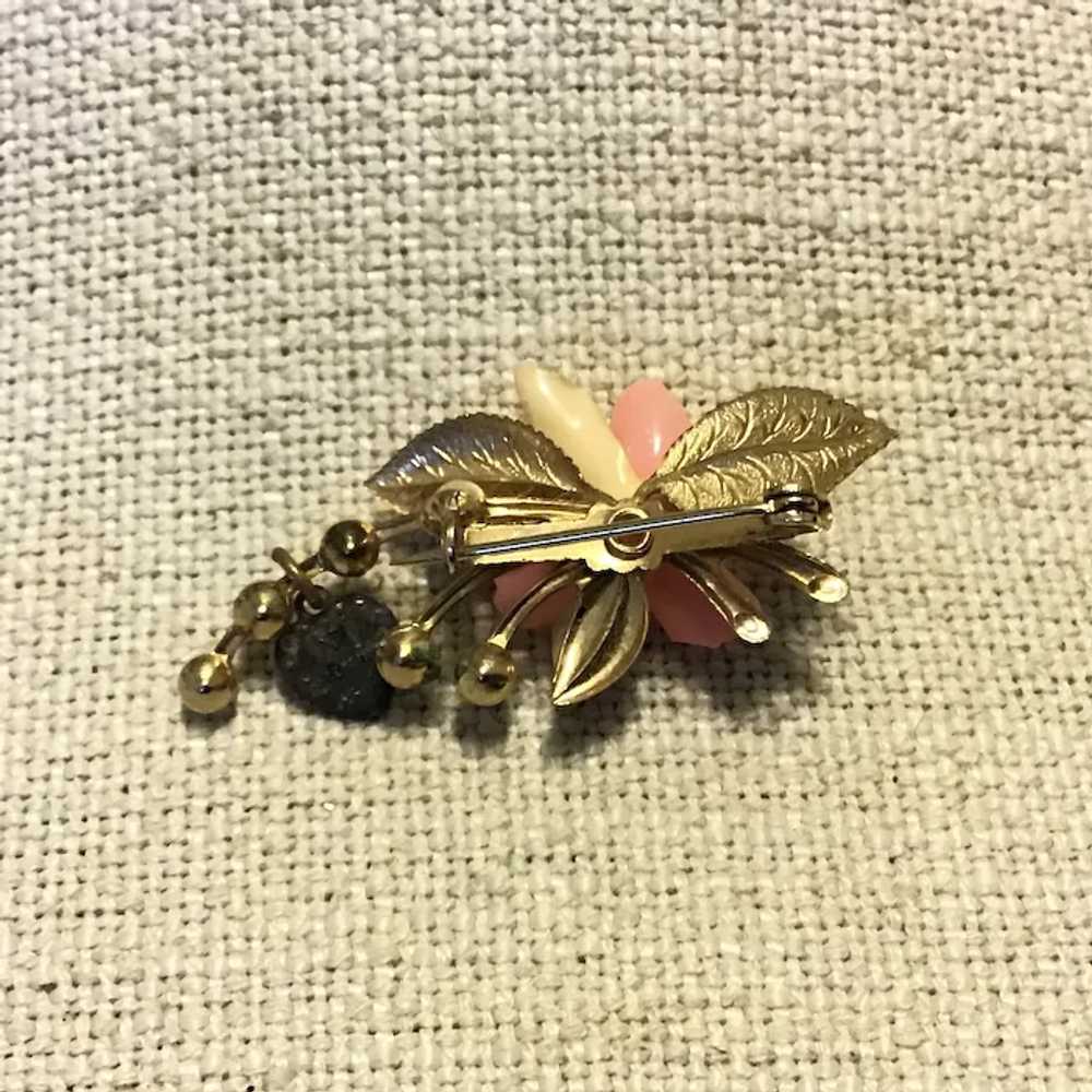 Gold Tone Faux Pearl Faux MOP Faux Coral Brooch W… - image 3