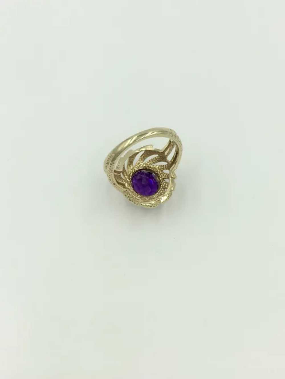 14K Yellow Gold Amethyst Purple Oval Gemstone Ring - image 11