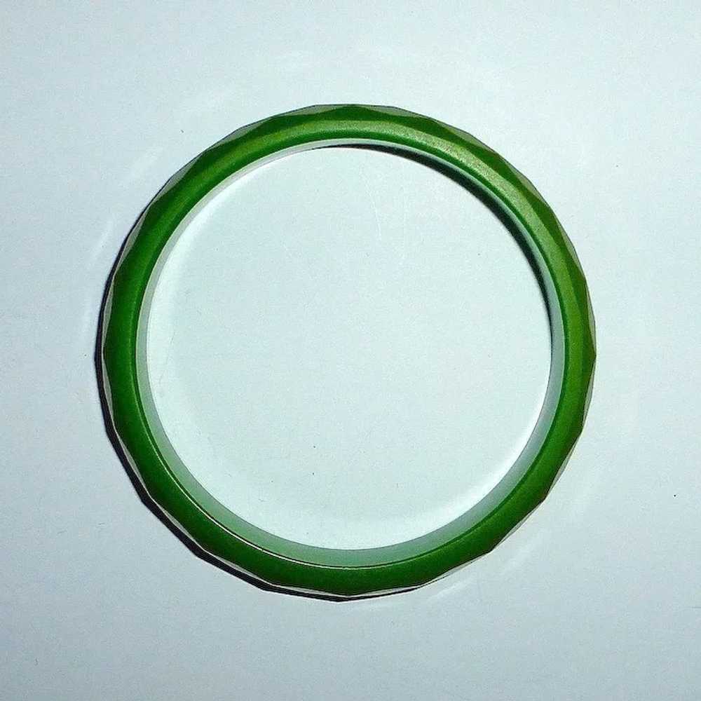 Bakelite Faceted Green Bangle Bracelet - image 6