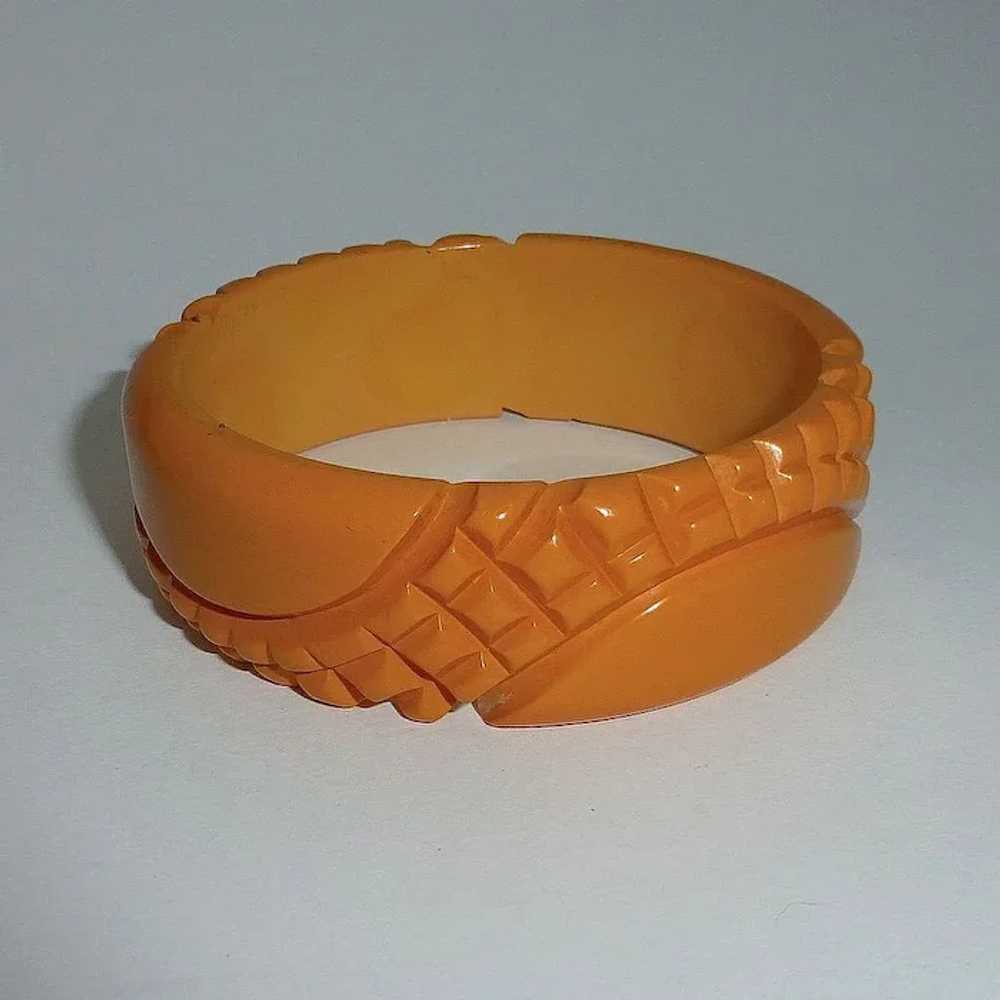 Heavily Carved Pineapple Texture Bakelite Bangle … - image 5