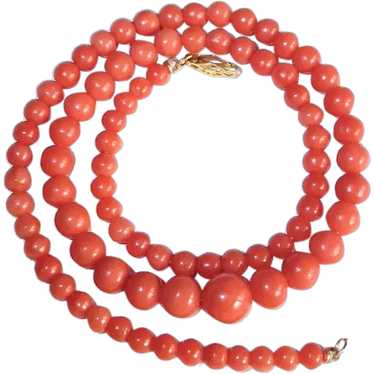 Salmon Coral Graduated Bead Necklace 10k Clasp - image 1