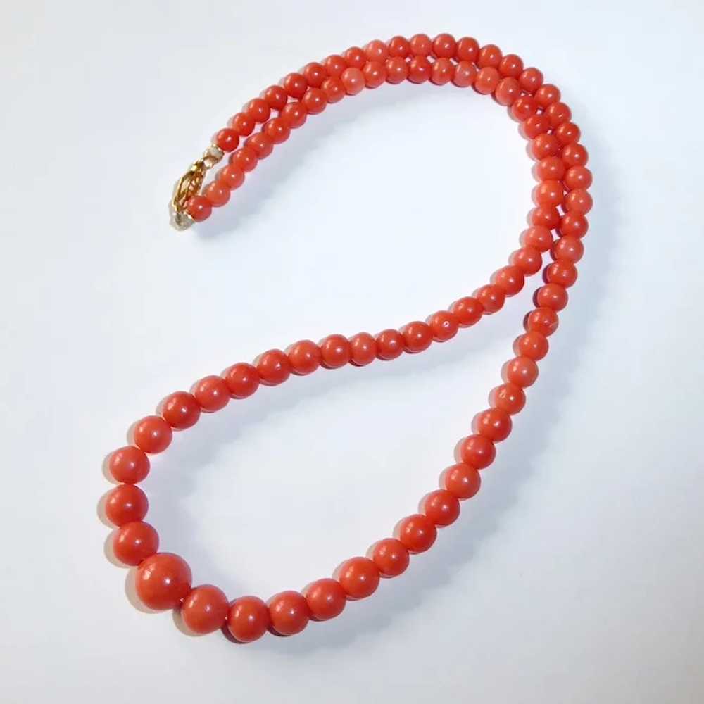 Salmon Coral Graduated Bead Necklace 10k Clasp - image 7