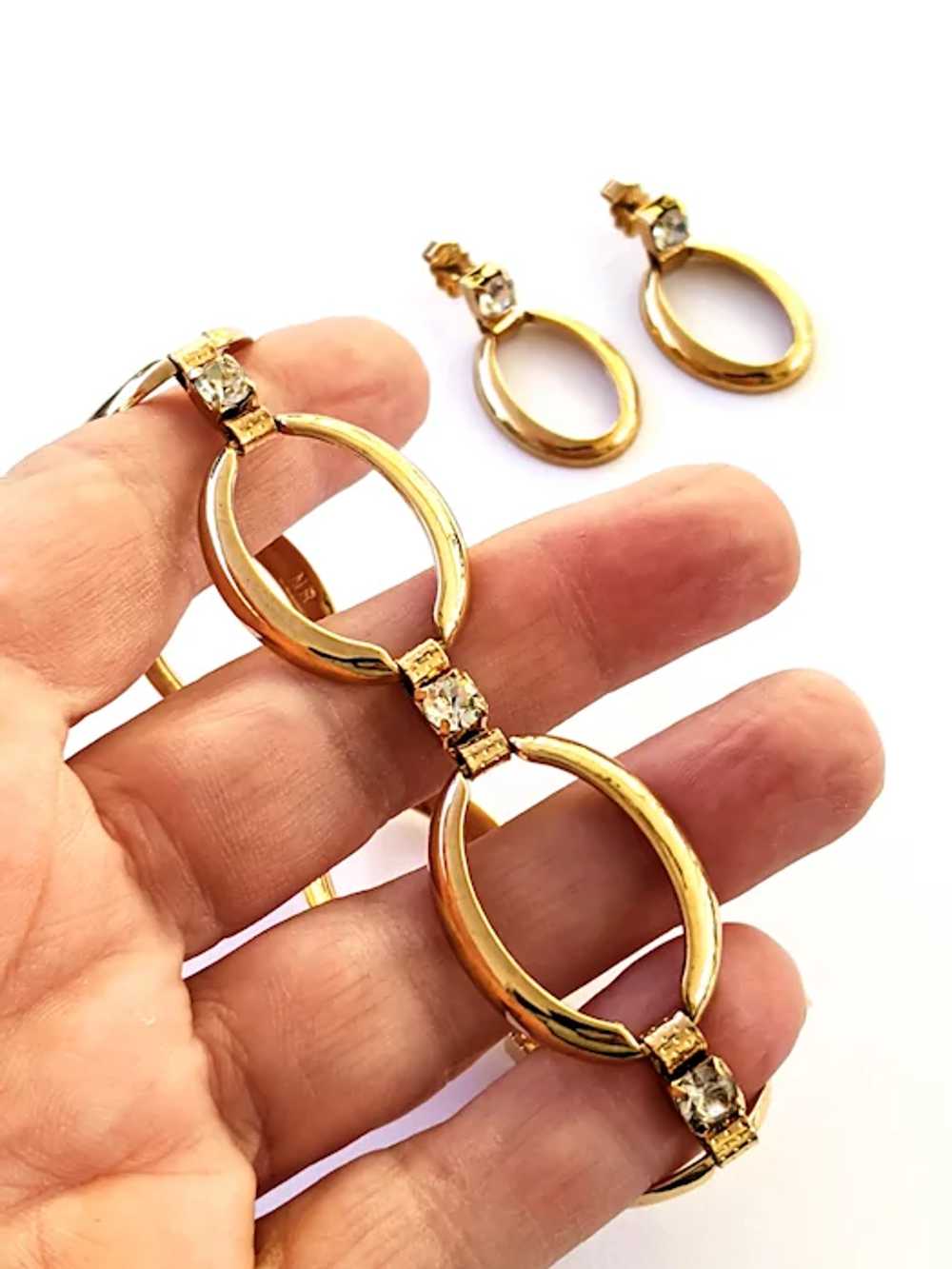 Avon Nina Ricci Gold Tone Rhinestone Bracelet And… - image 3