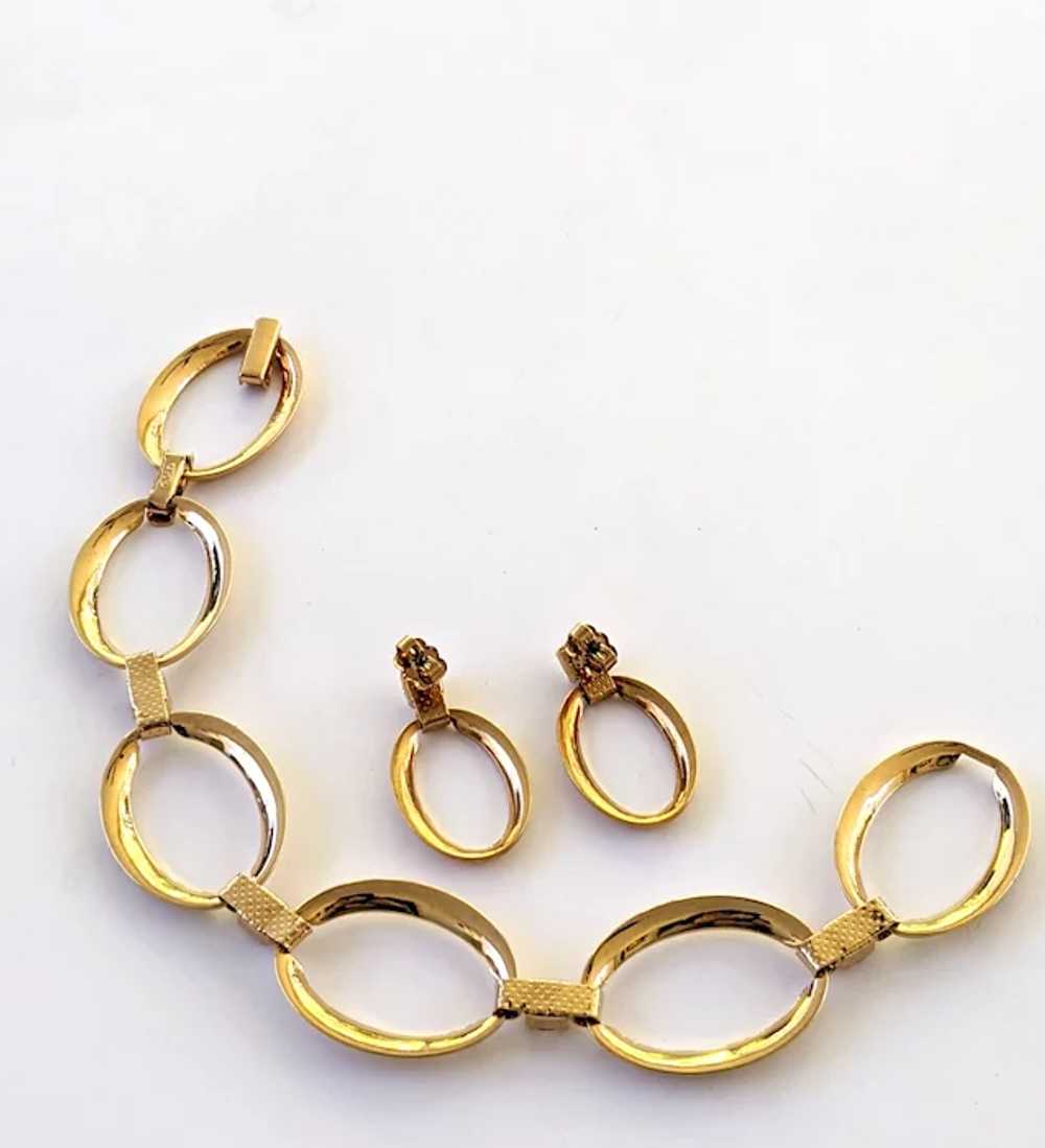 Avon Nina Ricci Gold Tone Rhinestone Bracelet And… - image 6