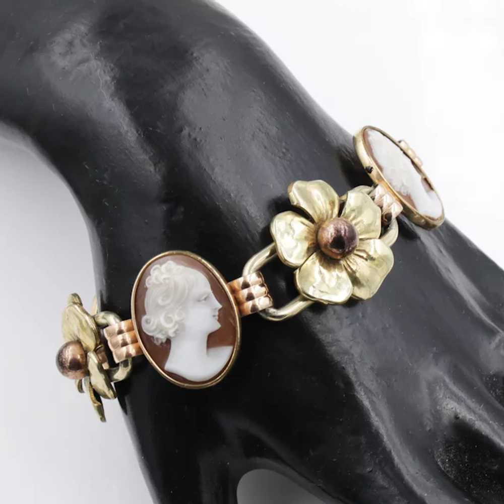 Kreisler Signed Bracelet Carved Cameo Flower 1940… - image 2