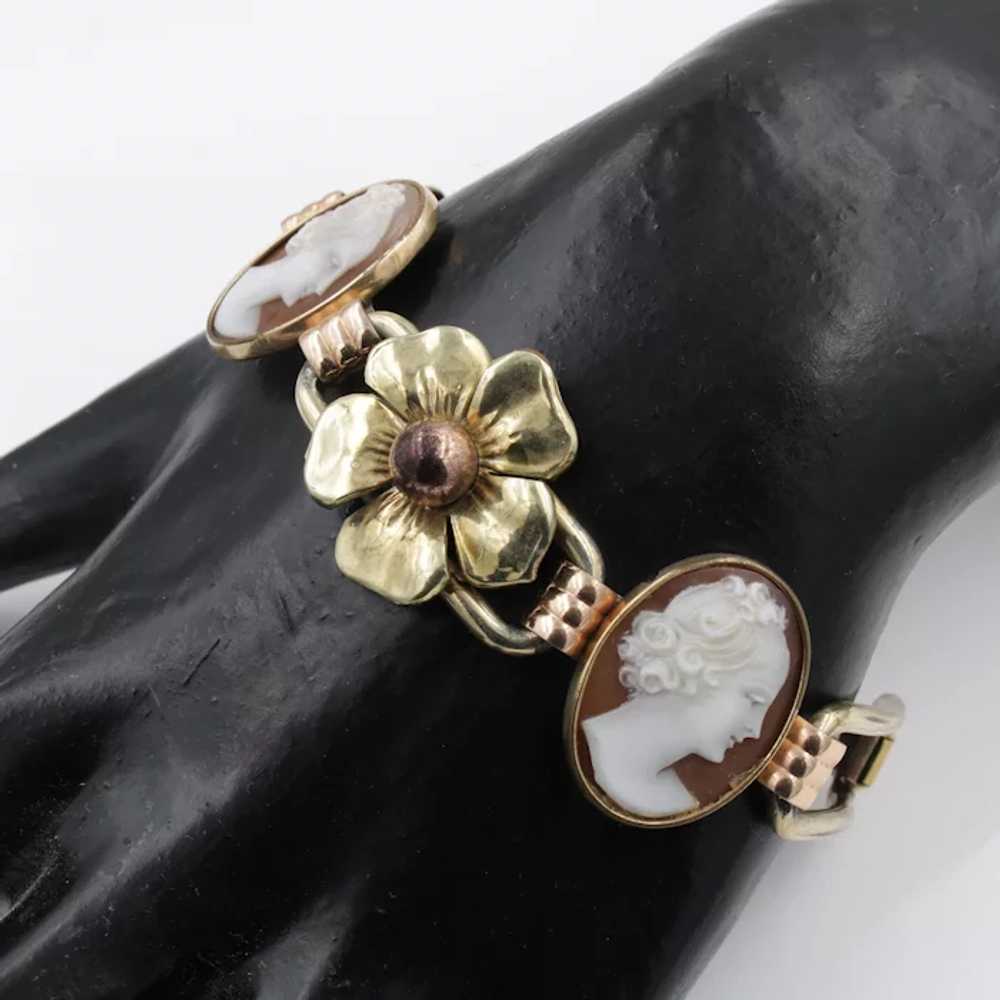 Kreisler Signed Bracelet Carved Cameo Flower 1940… - image 4