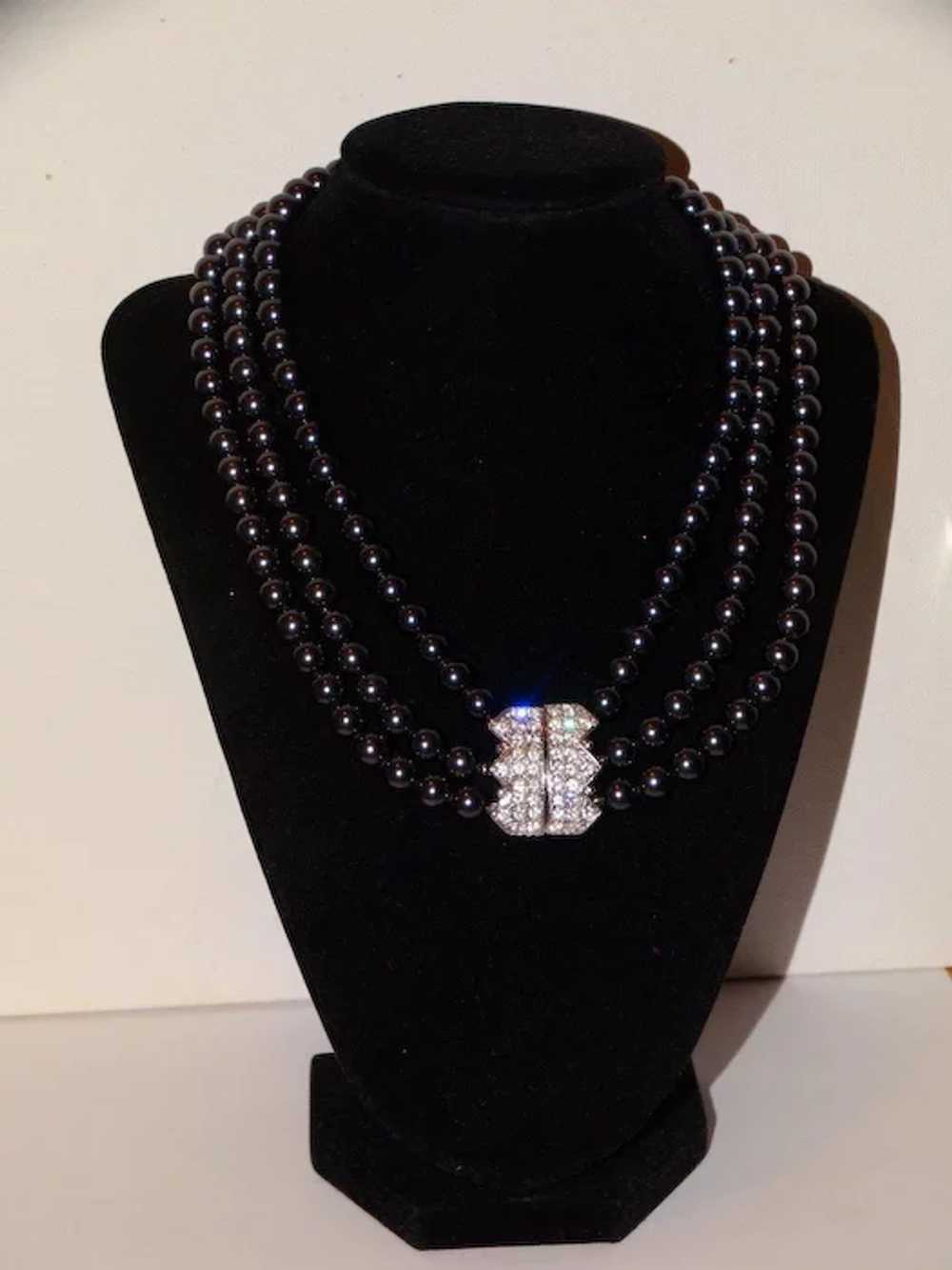 Elizabeth Taylor for Avon Black Pearl Necklace - image 5