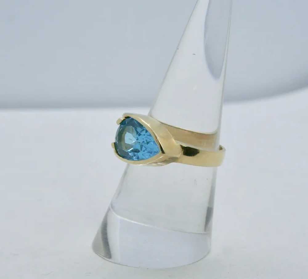 14k Gold Pear Shaped Blue Topaz Ring-Size 6.5 - image 3