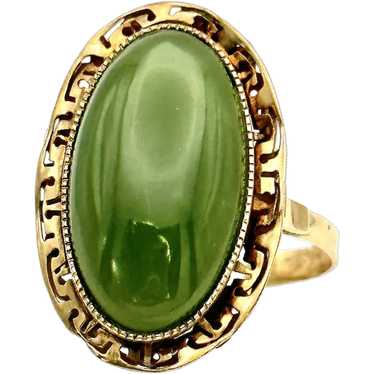 Ladies Victorian 14kt rose-gold jade ring.