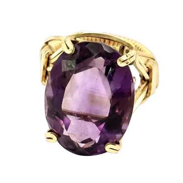 14kt Amethyst ladies cocktail ring