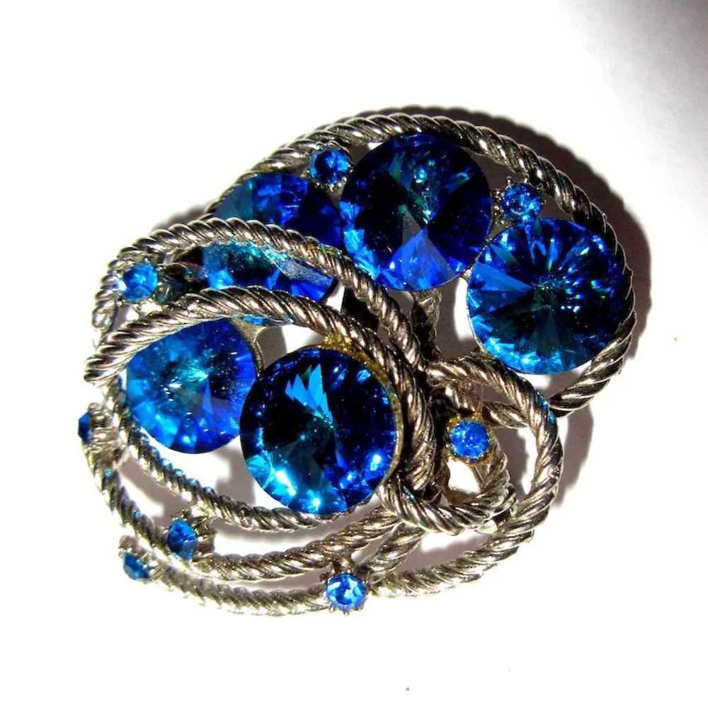 Blue Rivoli Rhinestone Brooch, Vintage 50's Pin, … - image 4