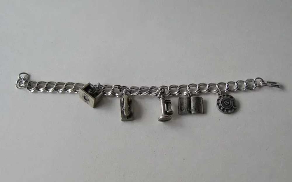 Wonderful Vintage Charm Bracelet