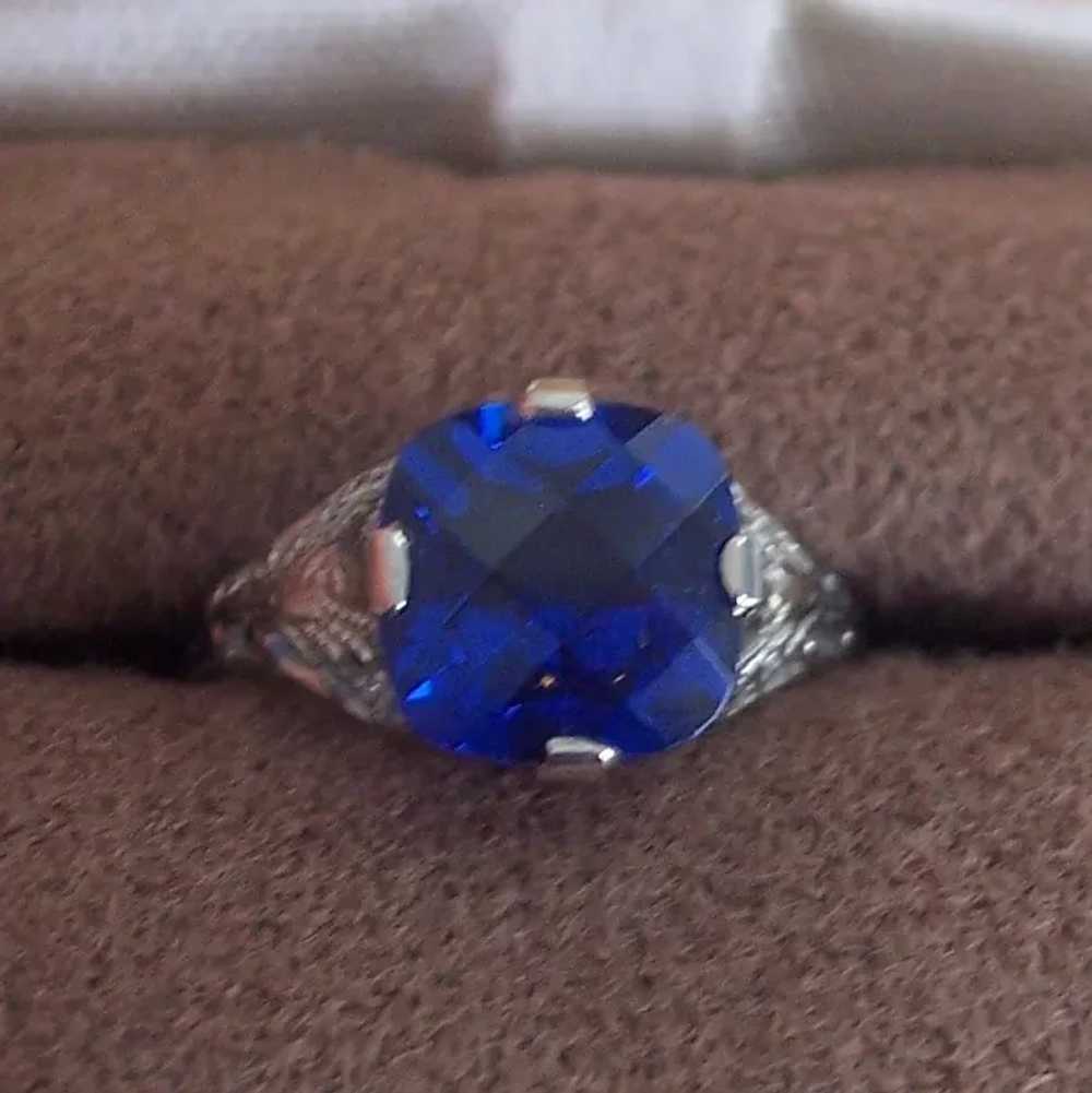 10K White Gold Filigree Ring Art Deco Blue Gemsto… - image 3