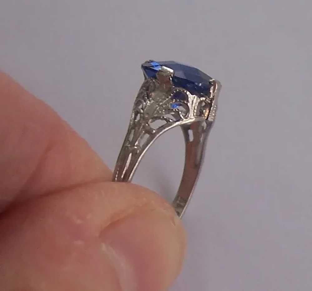 10K White Gold Filigree Ring Art Deco Blue Gemsto… - image 5