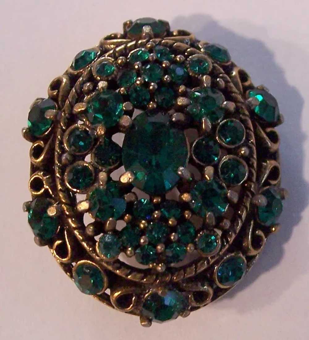 Hollycraft Emerald Green Gold tone Brooch - image 6