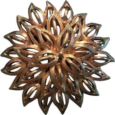 Vintage Roget Gold Tone Chrysanthemum Brooch