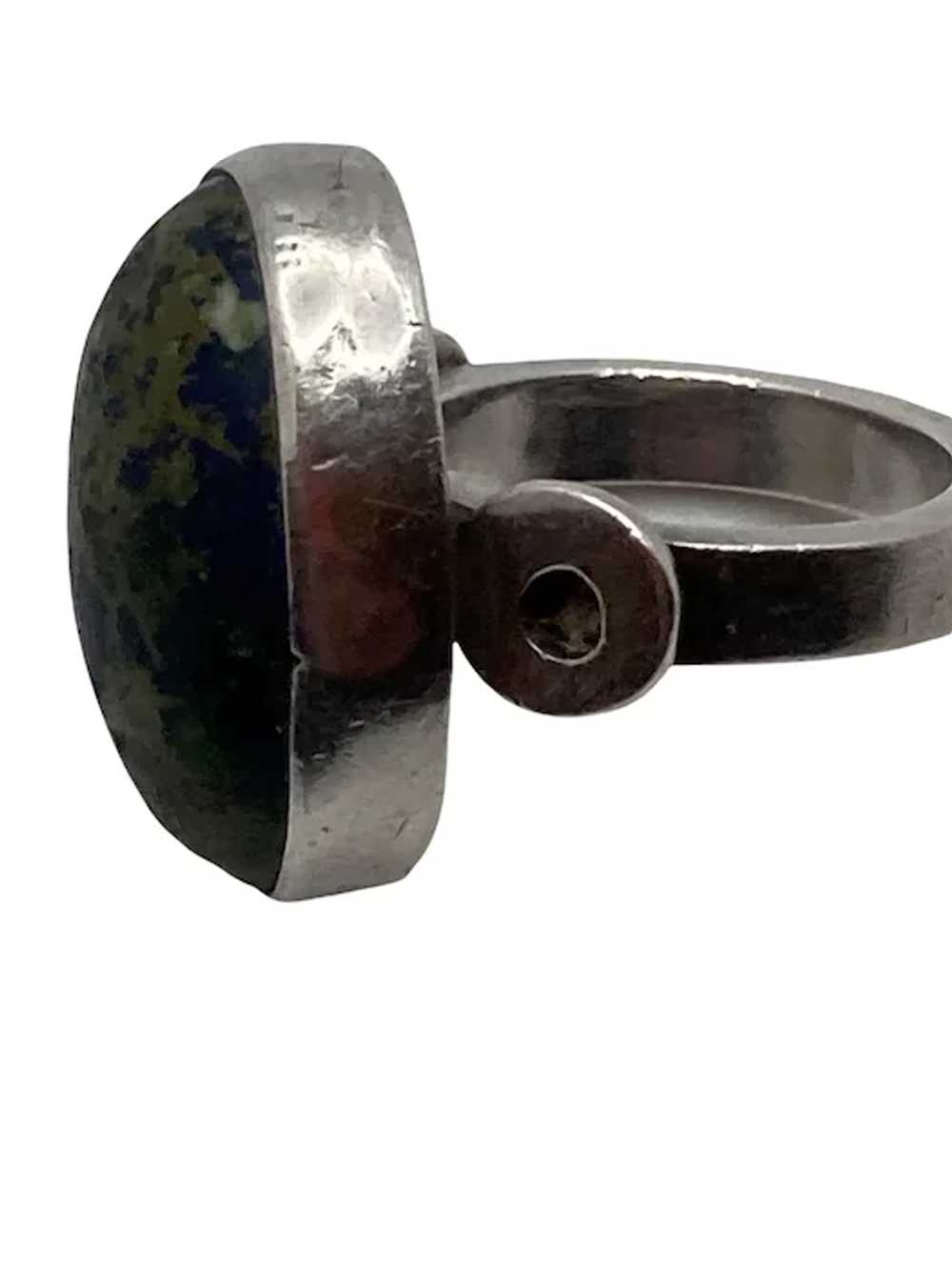 Vintage Sterling Silver and Lapis Signet Ring - image 5