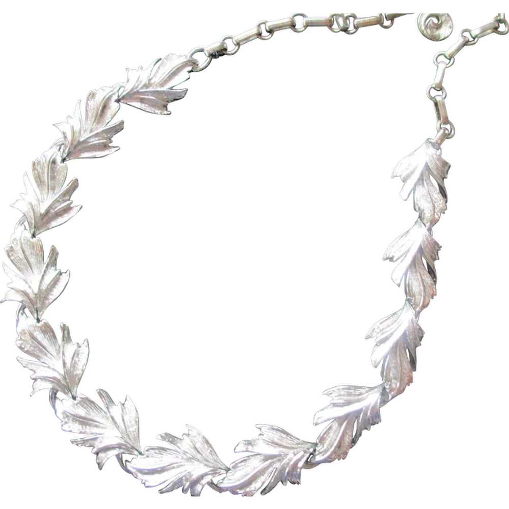 Tara 5th Ave. c. 1960s  Leaf Necklace - image 1