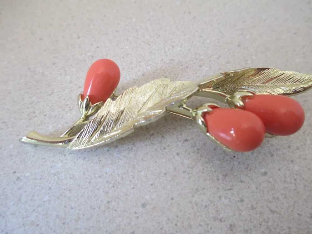 Pink Lucite Leaf Brooch/Sarah Coventry - image 4
