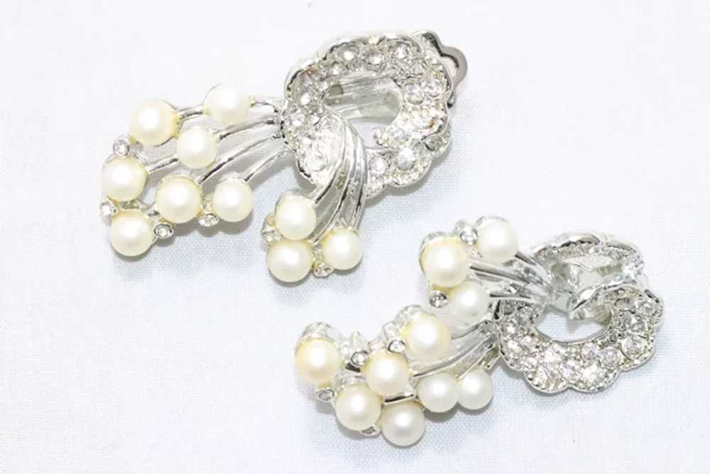 Vintage Cubic Zirconia Pearl Clip On Earrings - image 3